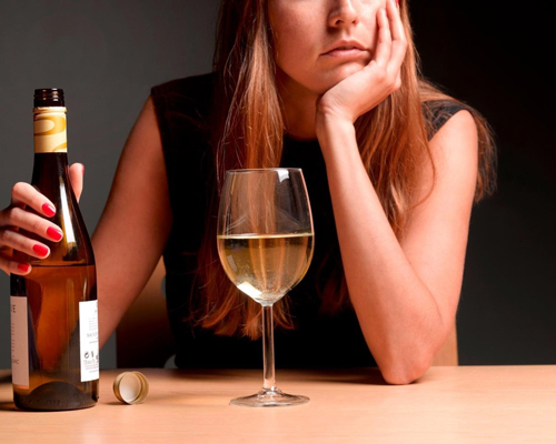 Анонимное лечение женского алкоголизма в Удачном